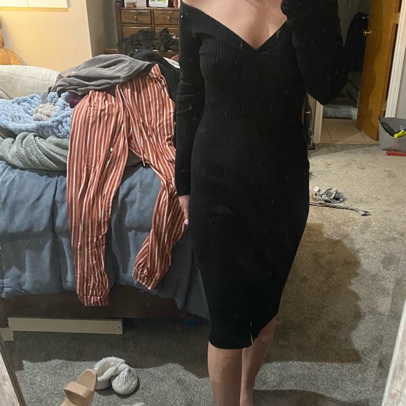 Haute Mone Bodycon Dress - Picture 10 of 10